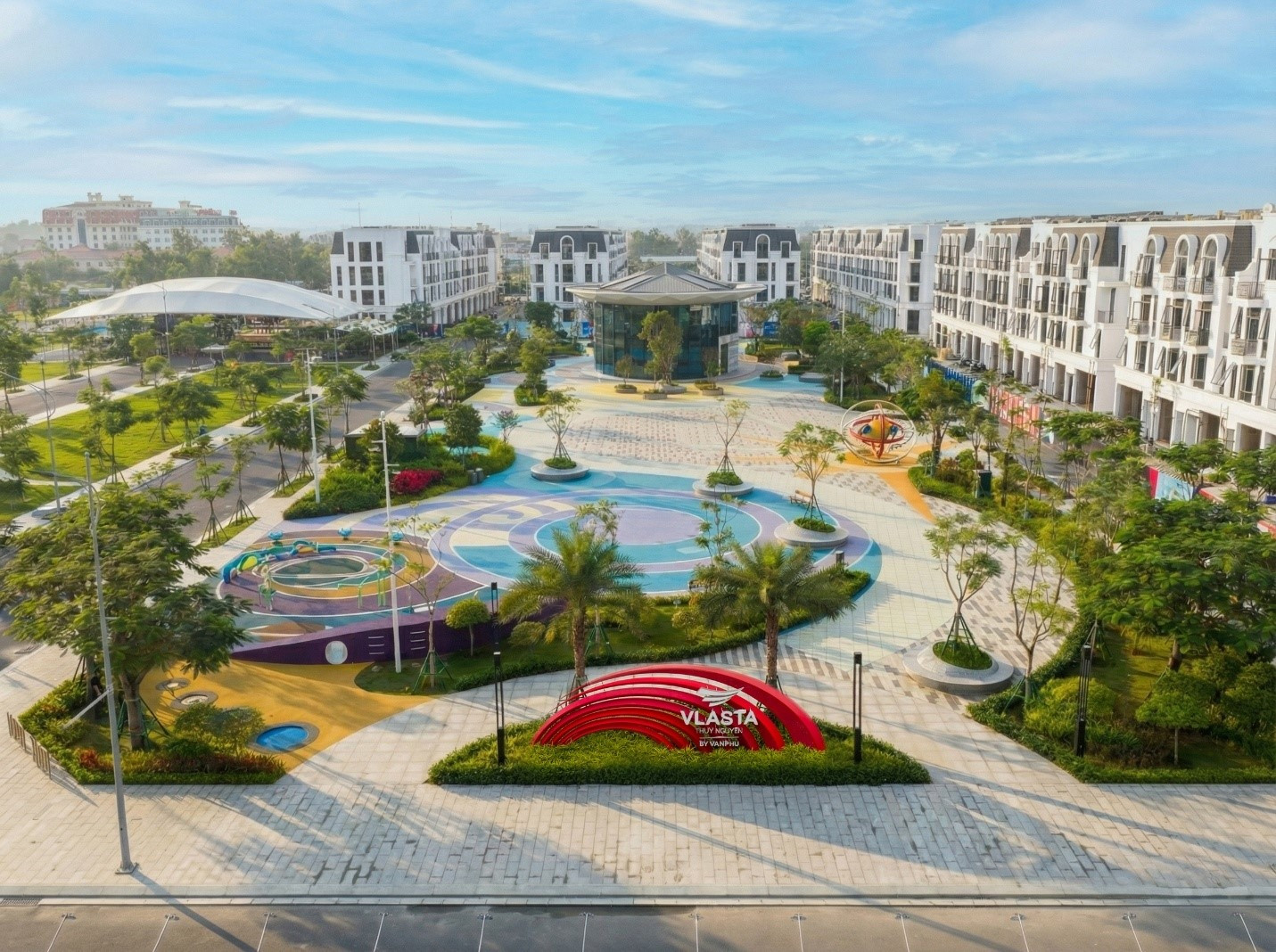 Văn Phú_Ảnh 3.jpg