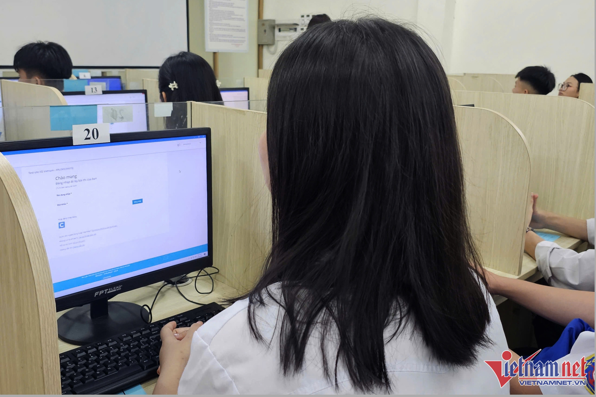 W-an toan so cho thanh nien.jpg