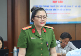 W-Công an TPHCM.png