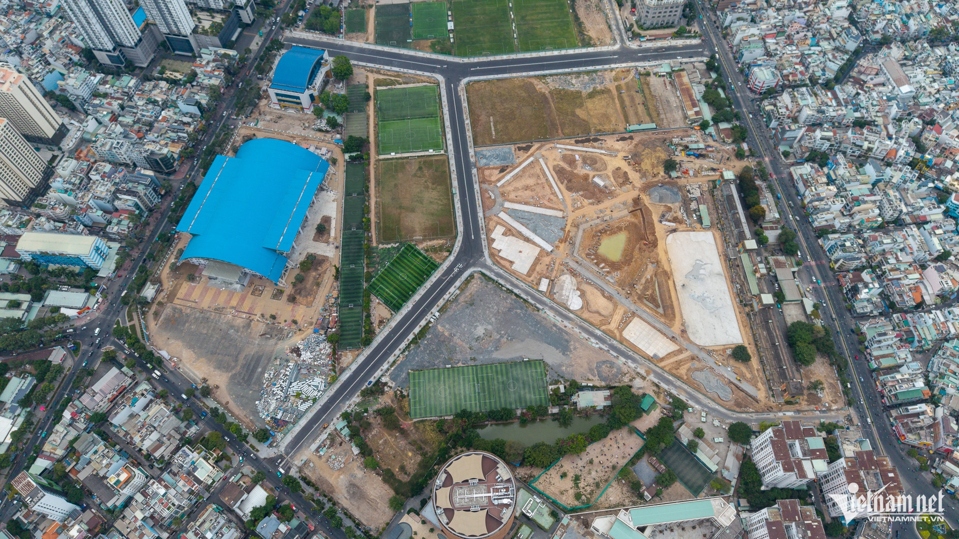 W-lộ diện 5 tuyến đường xuyên qua trường đua phú thọ   Tuấn Hùng 35.jpg