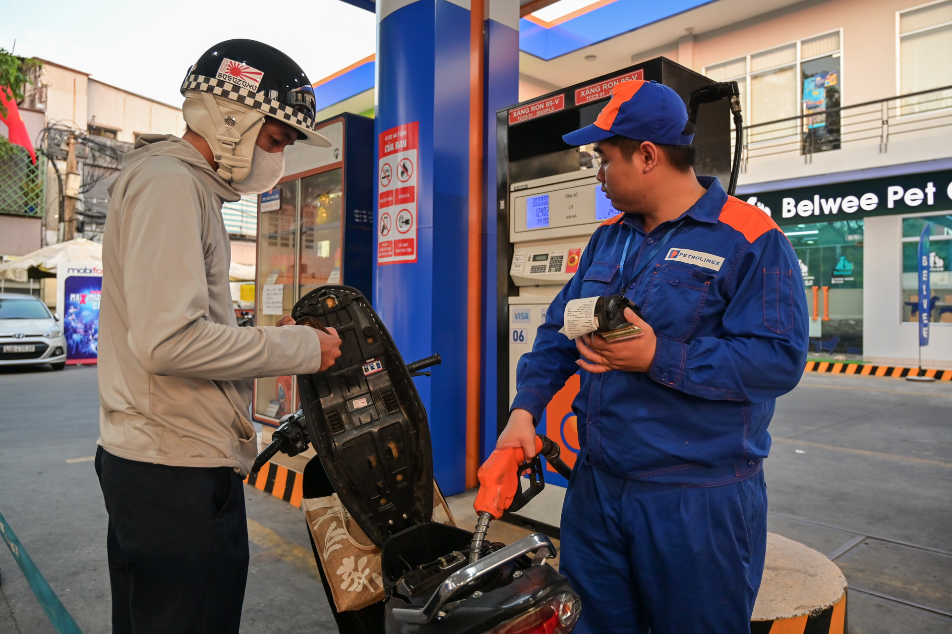 xăng dầu_ nguyễn huế 1 (1).jpg