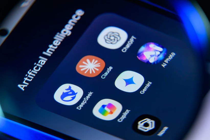 Nhà Trắng tố Bắc Kinh ‘sao chép’ mô hình AI tiên tiến của Mỹ