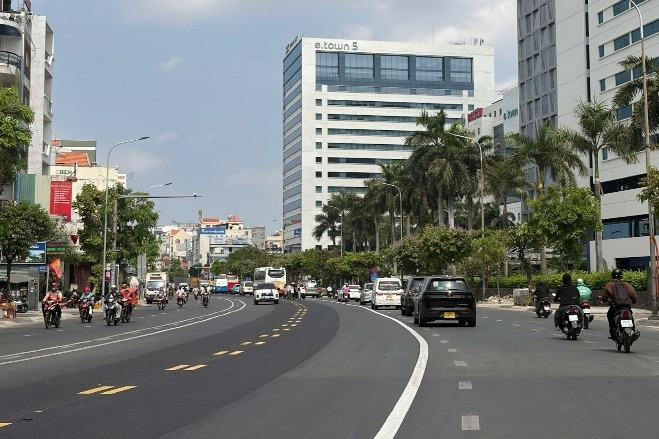 Sau phá 3km dải phân cách, đường Cộng Hòa sẽ được tổ chức giao thông 3 chiều