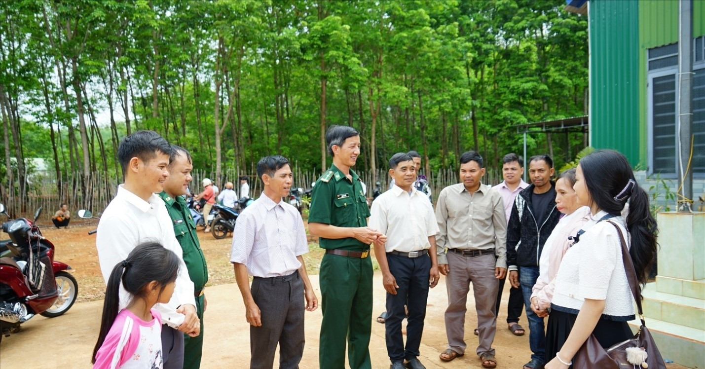 Tin hữu, Tin Lành làng Nư góp sức giữ bình yên biên giới