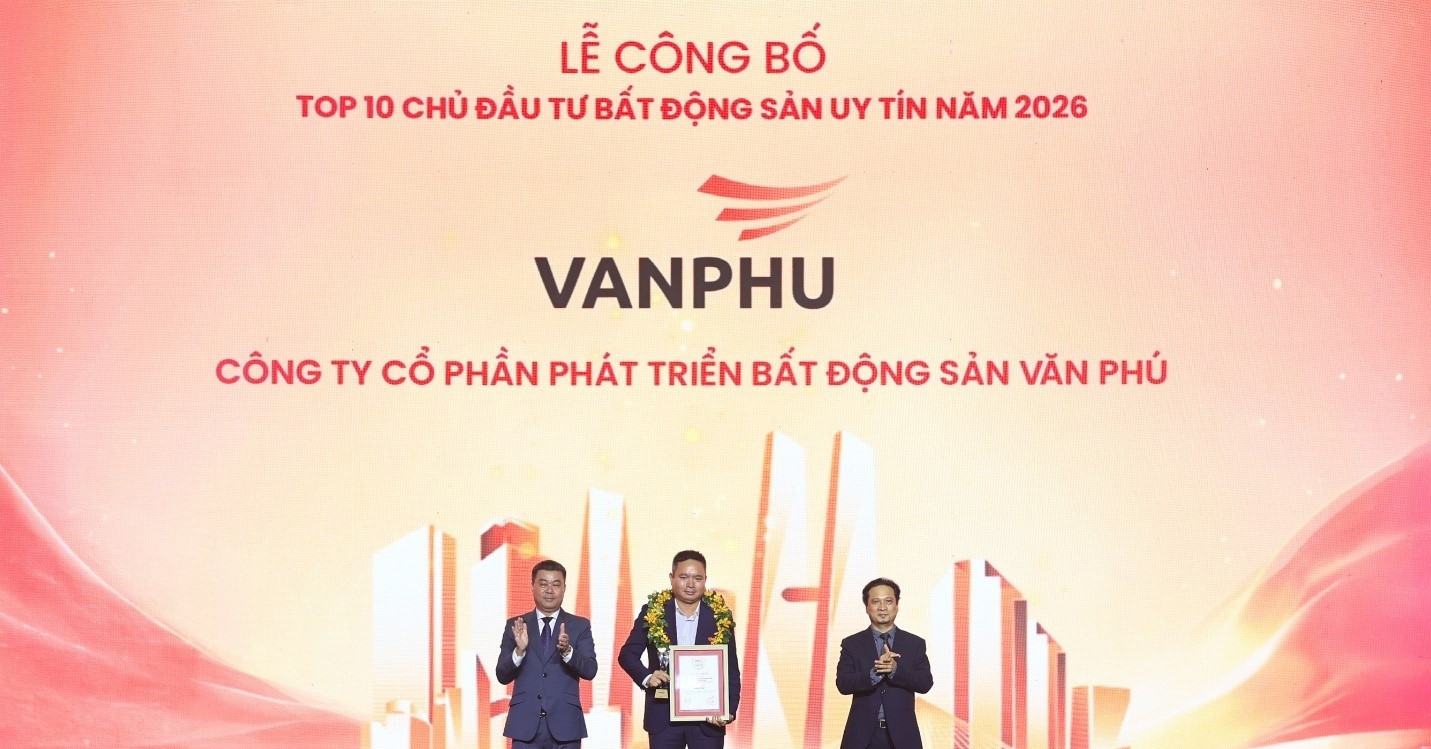 Văn Phú lần thứ 4 vào danh sách Top 10 chủ đầu tư Bất động sản uy tín