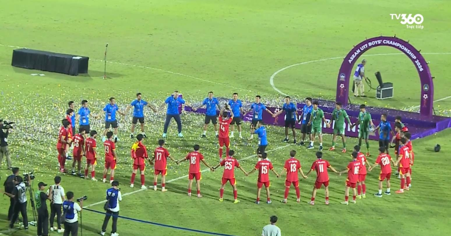 Video khoảnh khắc U17 Việt Nam ăn mừng chức vô địch lịch sử