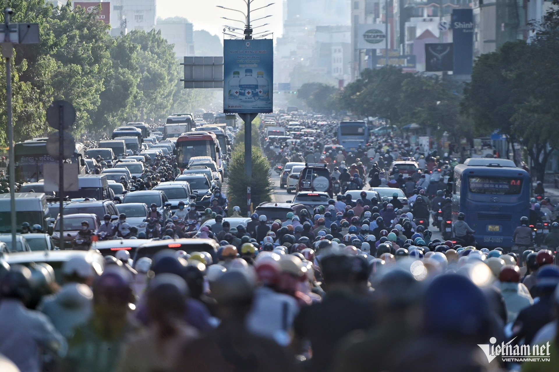 w ket xe tphcm 53498.jpg