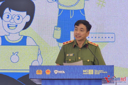 W-trao giai cuoc thi hoc sinh voi an ninh mang 01.jpg