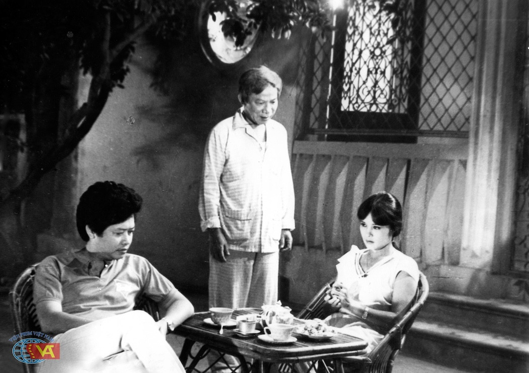 2 Phim Tướng về hưu.jpg