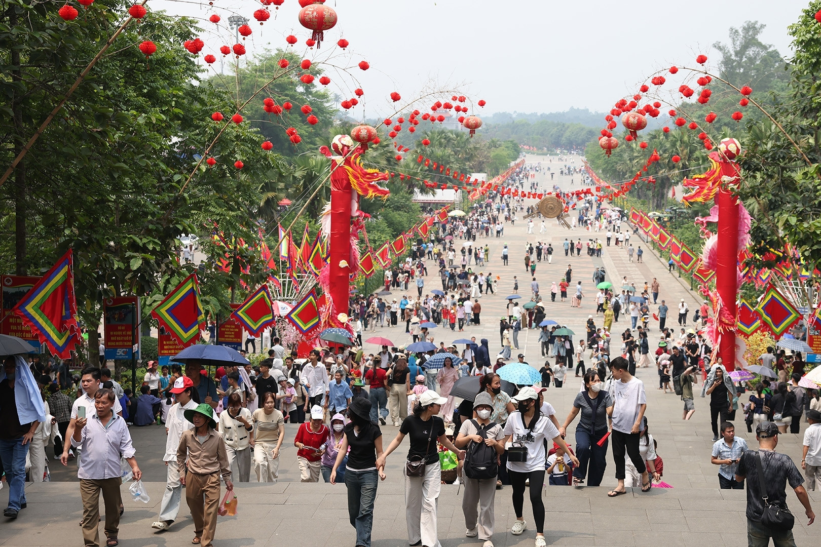 Dự báo thời tiết 26/4/2026: Miền Bắc mưa giông ở phía Tây, Nam Bộ nắng nóng
