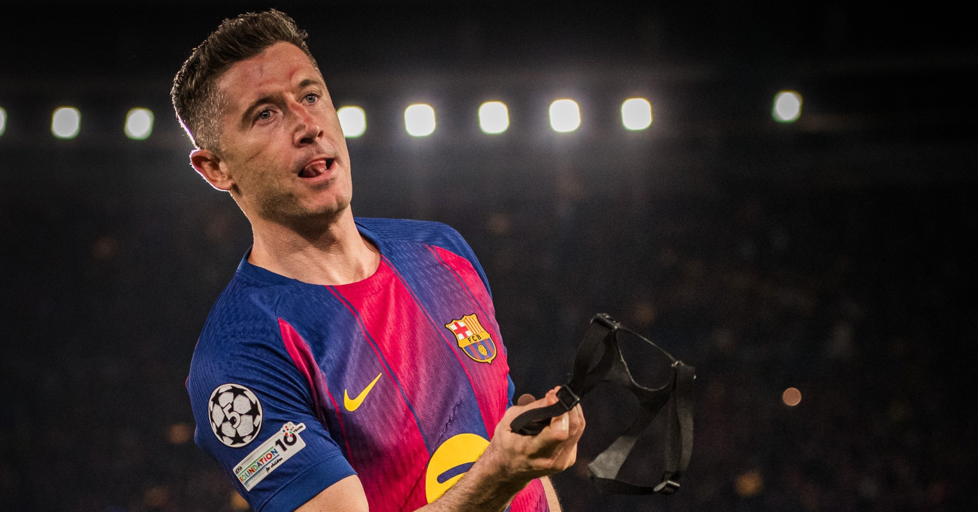 Tin tức về chuyển nhượng 25/4: MU ký Lewandowski, Liverpool chốt Barcola