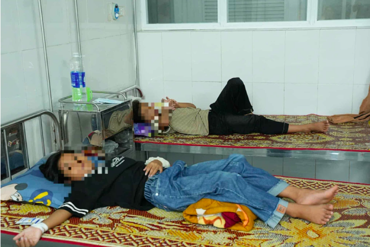  Bộ Y tế yêu cầu điều tra vụ hơn 40 học sinh nghi ngộ độc thực phẩm ở Cà Mau 