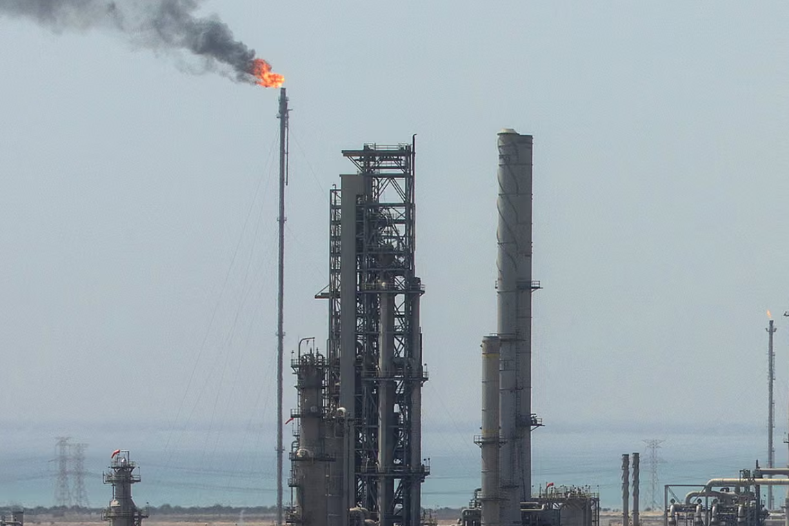 Đại gia dầu khí kiếm 30 triệu USD mỗi giờ