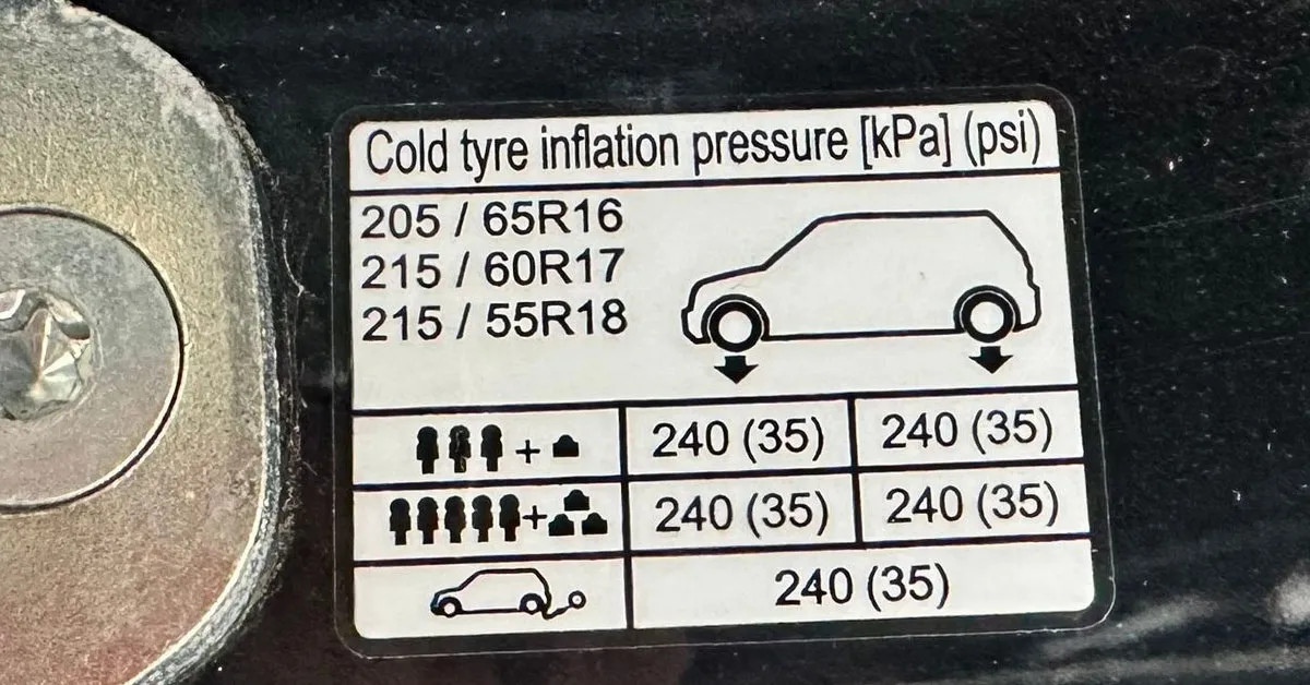 door jamb sticker tyre pressure_d01d863838.webp