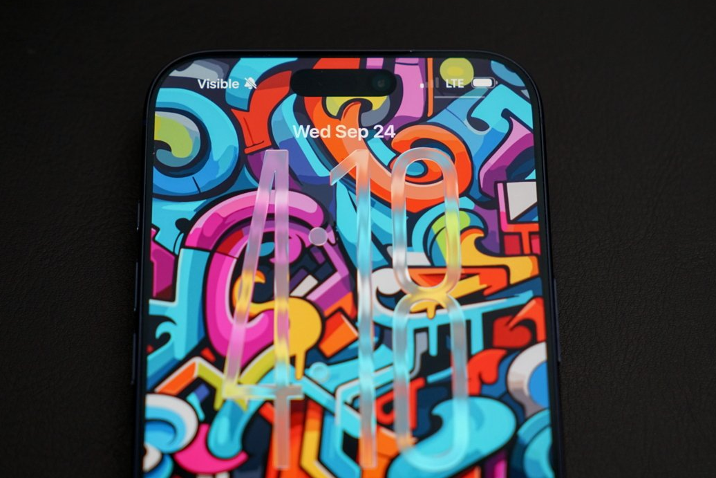 iPhone 20 năm với 'cuộc cách mạng’ màn hình, định nghĩa lại smartphone cao cấp?