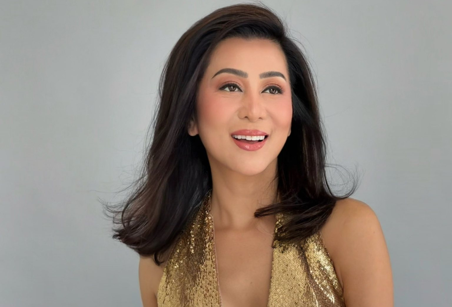  MC Kỳ Duyên tuổi 61 trẻ đẹp khó tin, Mai Ngọc VTV khoe con trai đáng yêu 