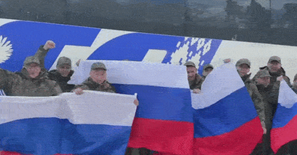 Nga và Ukraine trao đổi tù binh, chỉ huy Kiev mất chức vì binh lính gây gổ