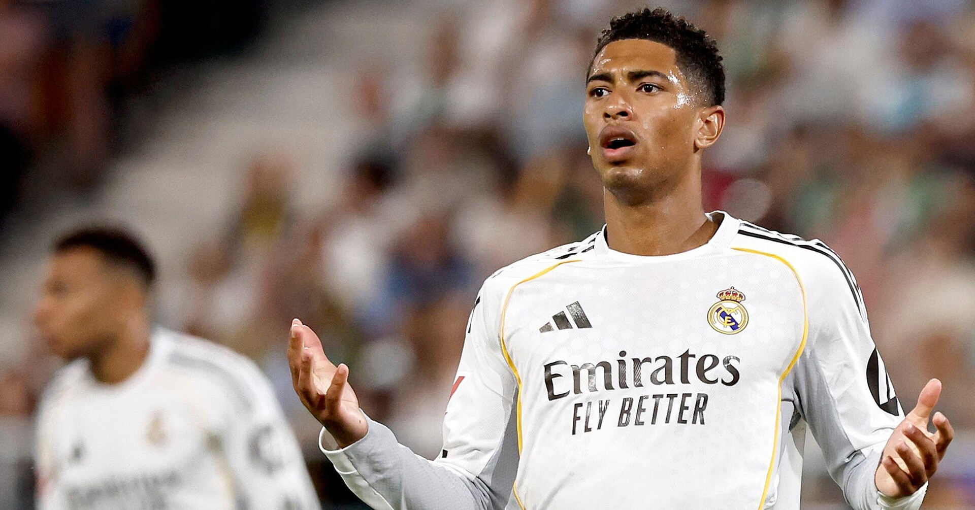 Real Madrid ngậm đắng nuốt cay: Mời Barca vô địch La Liga