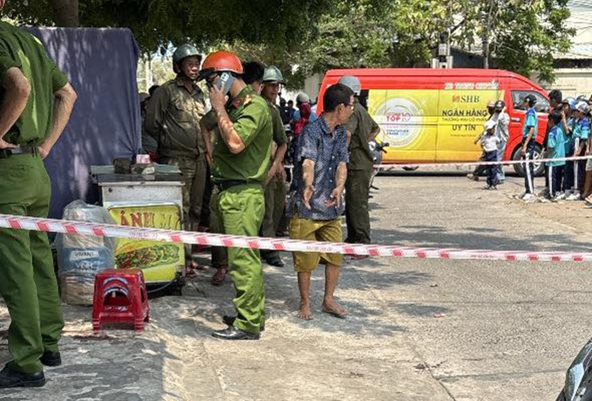 Sở GD-ĐT đề nghị khẩn sau vụ nam sinh lớp 9 đâm bạn tử vong trước cổng trường