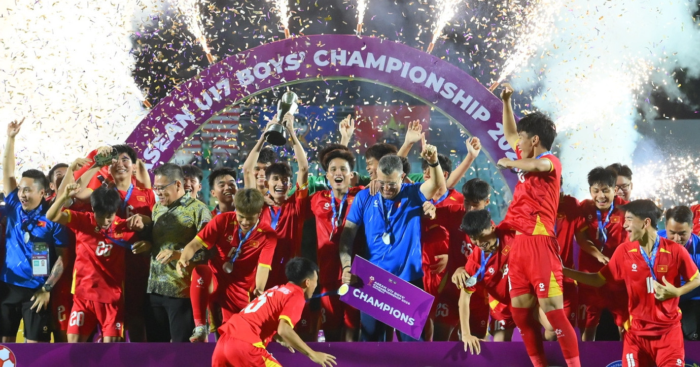 U17 Việt Nam là vua Đông Nam Á: Viết trang sử mới
