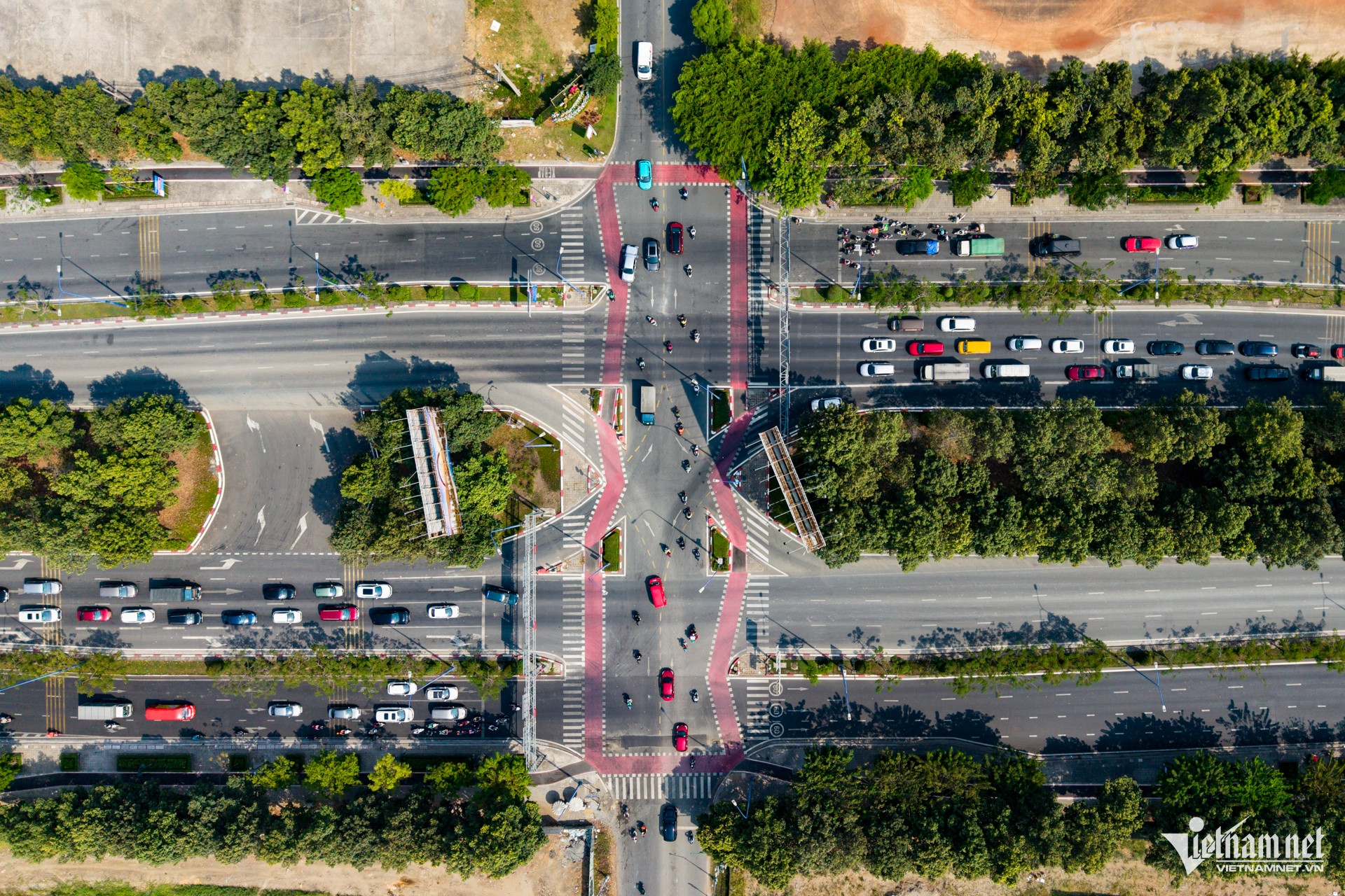 W-thủ thiêm TPHCM Nguyễn Huế 50.jpg