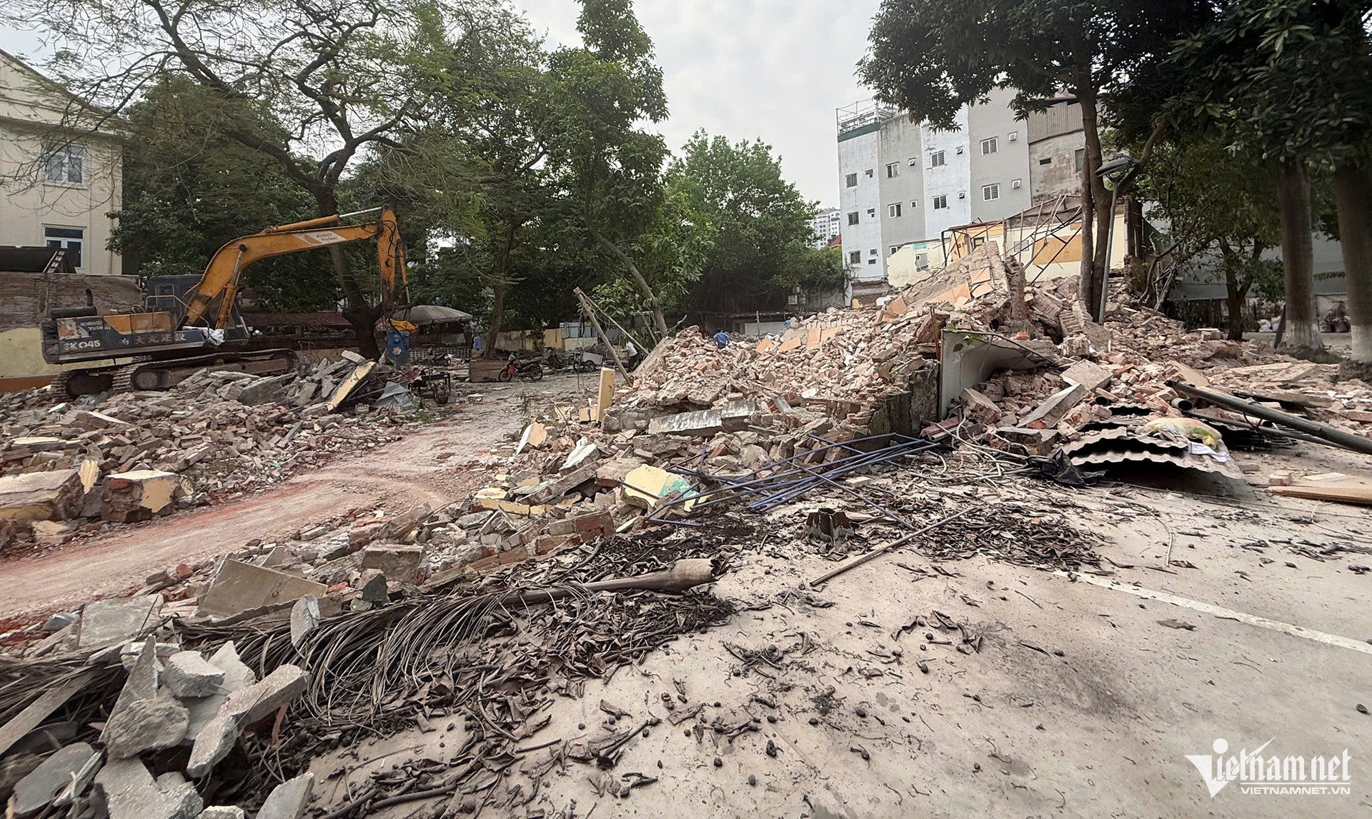 W-vanh dai 2.5 2.jpg