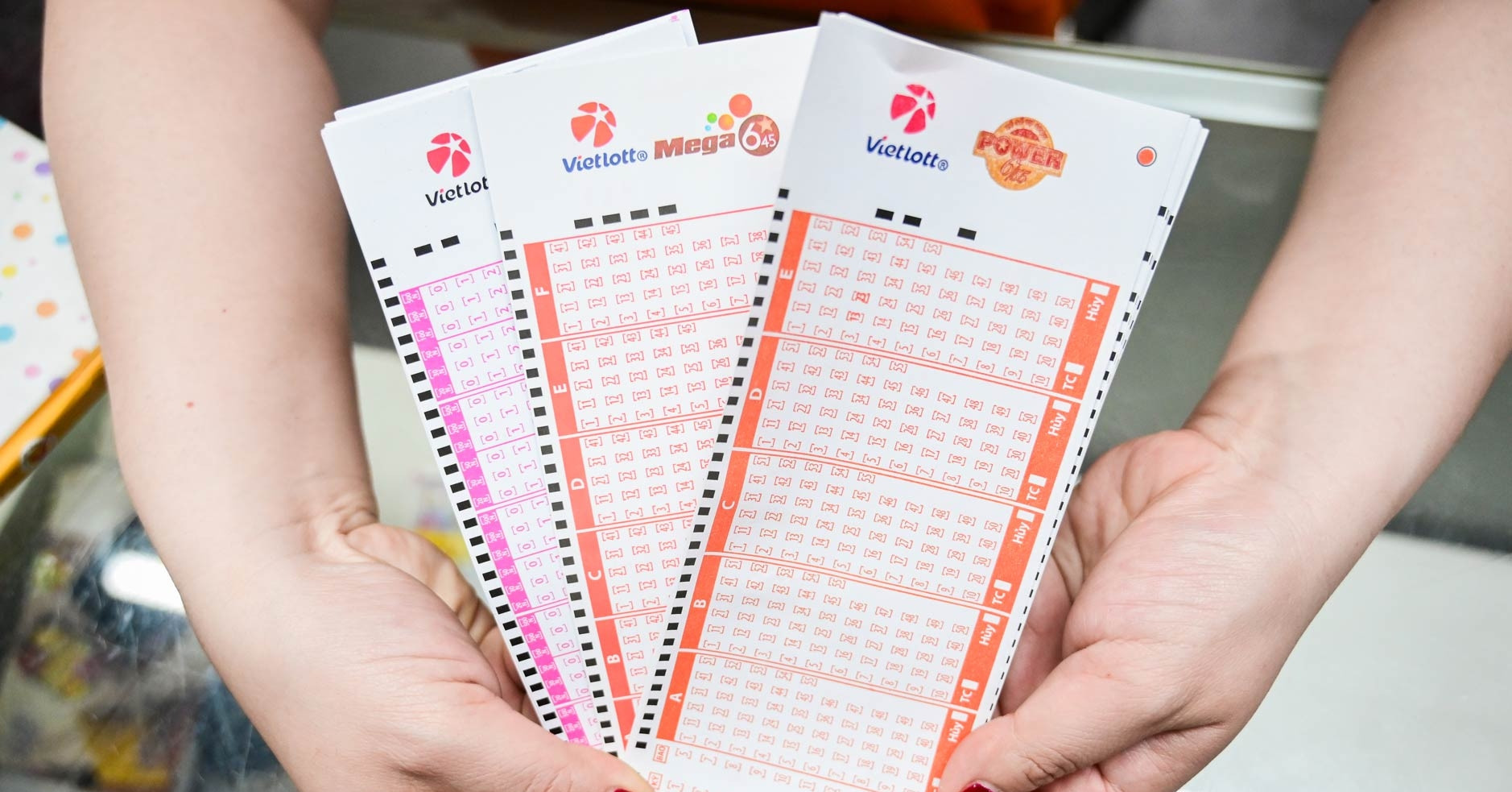 Kết quả Vietlott hôm nay 26/4: Có 22 vé trúng giải nhất, chứa cặp số 31, 41