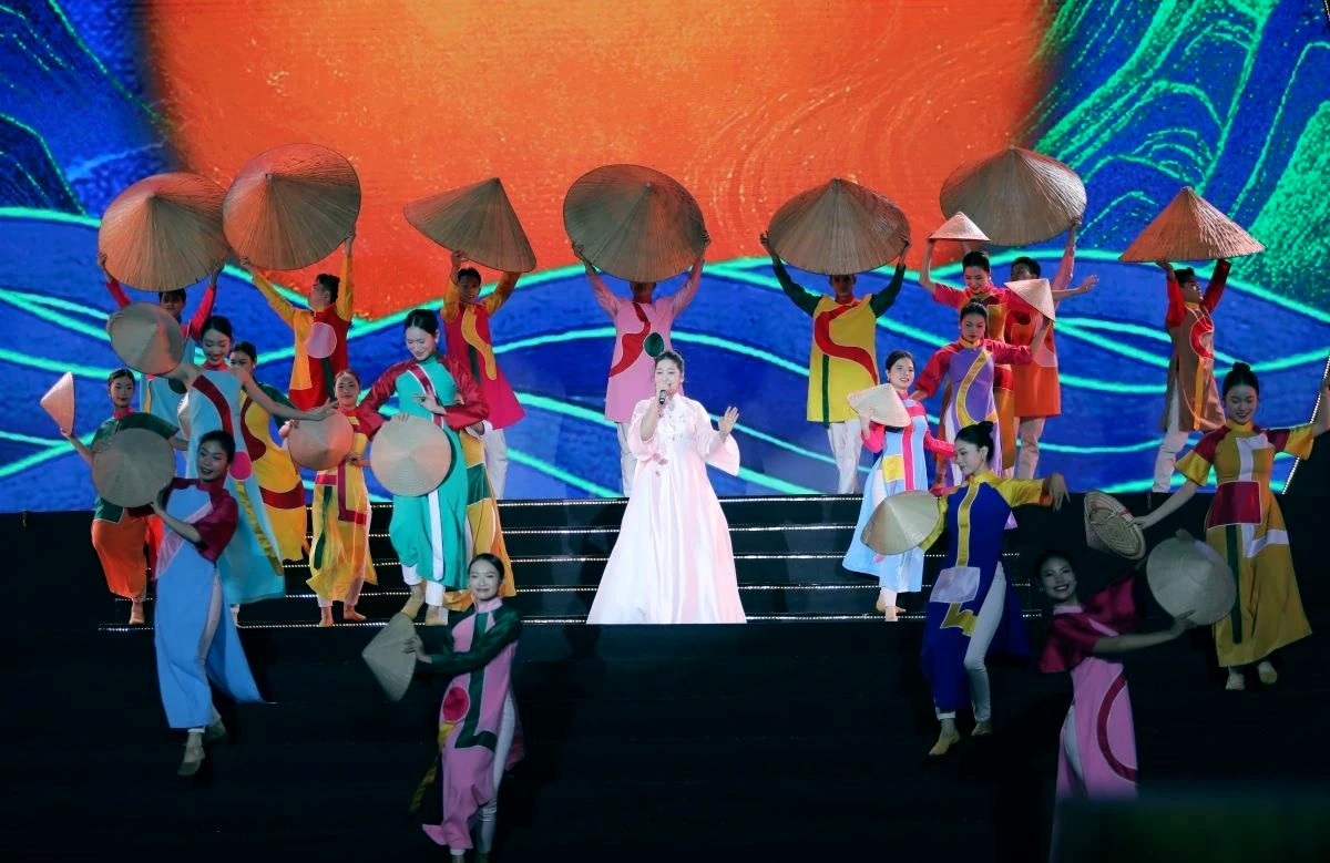 a5Quảng trường biển Sầm Sơn.jpg