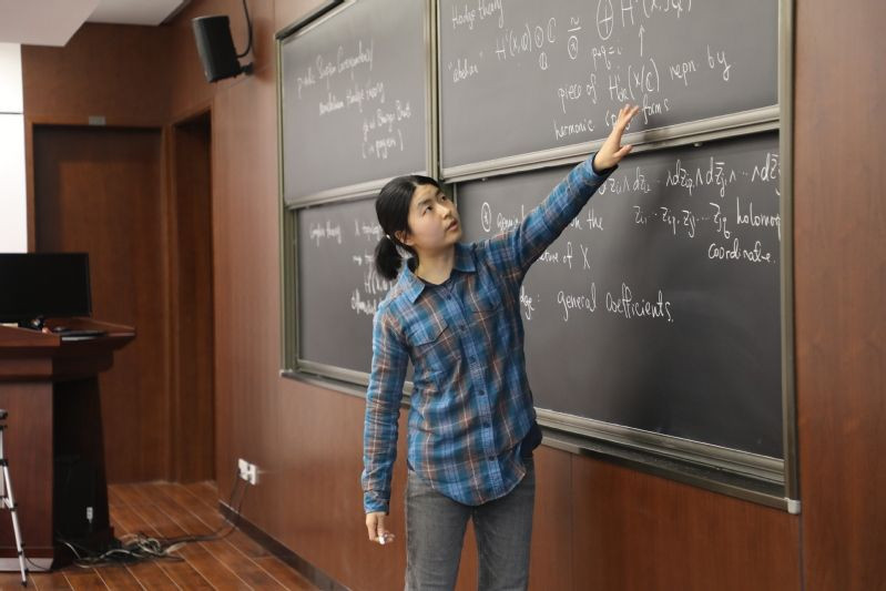 Giao su Trung Quoc1.jpg