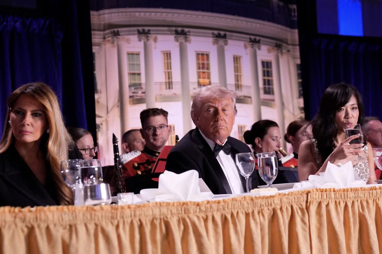 Nổ súng tại tiệc tối của phóng viên Nhà Trắng, ông Trump được sơ tán