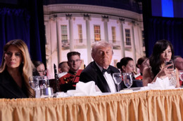 Nổ súng tại tiệc tối của phóng viên Nhà Trắng, ông Trump được sơ tán