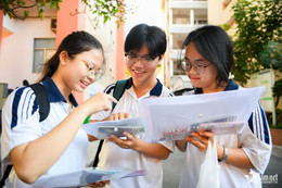 W-thi đánh giá năng lực TPHCM Nguyễn Huế_ 2.jpg