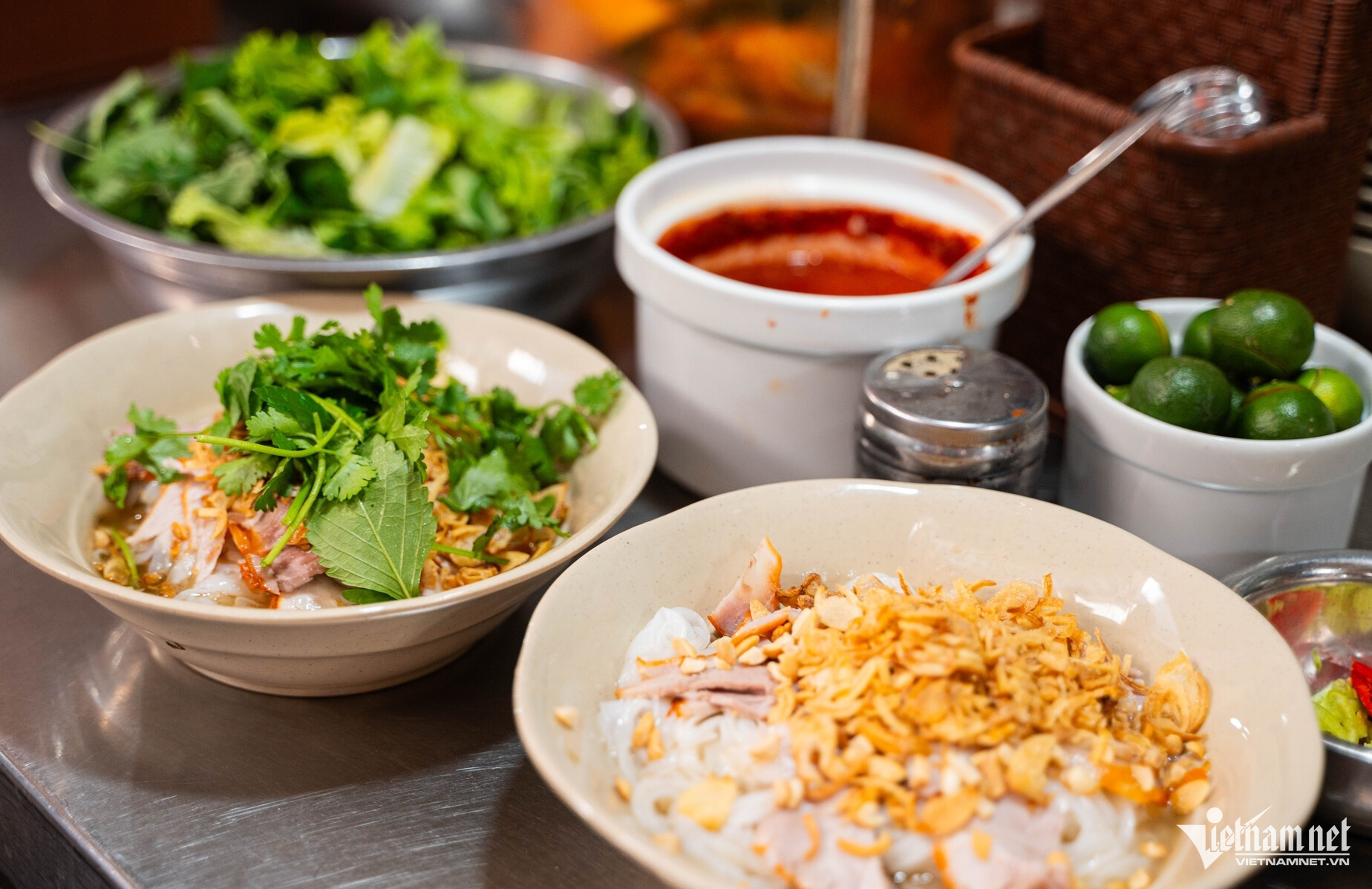 Foodtour Hà Nội kỳ nghỉ lễ, thưởng thức 5 món phở 'phiên bản lạ' ngon miệng