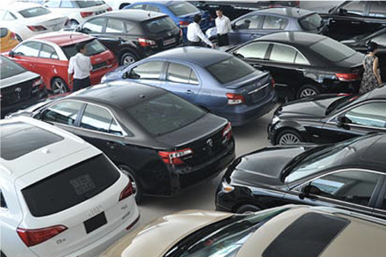 Khi mua ô tô cũ nên quan tâm giá rẻ, thương hiệu hay lịch sử bảo dưỡng?