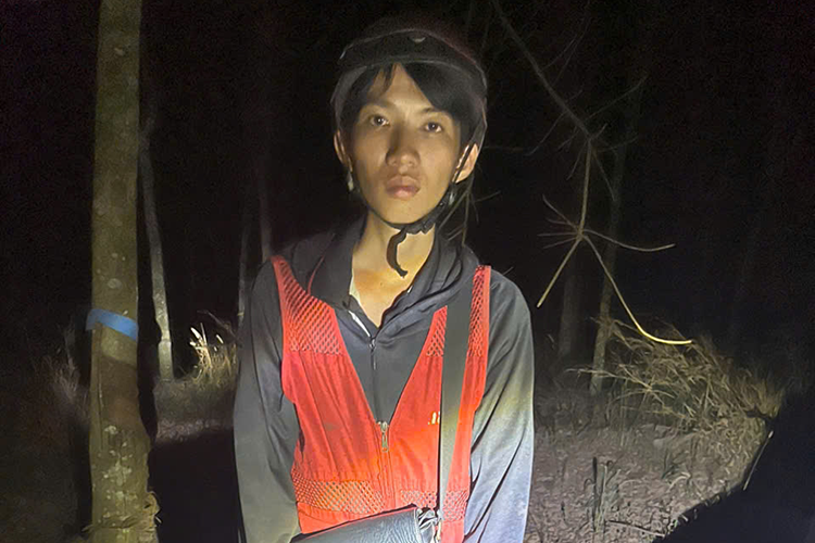  Lật tẩy màn kịch vụng về của nam shipper ở TPHCM 