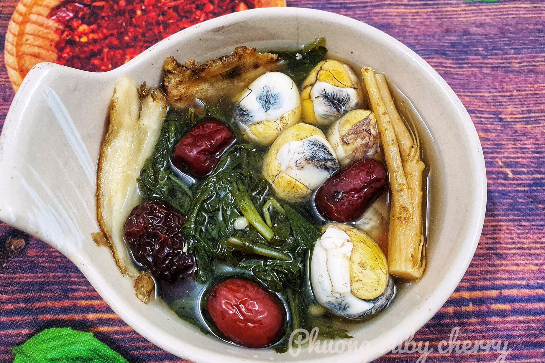 Luộc trứng cút lộn bao nhiêu phút thì chín?