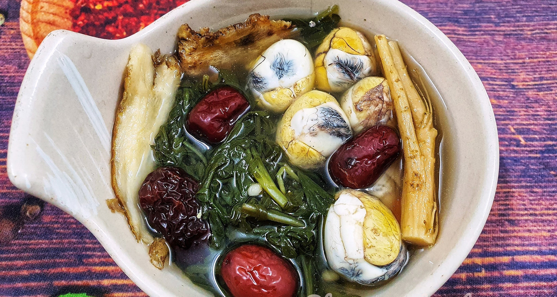 Luộc trứng cút lộn bao nhiêu phút thì chín?