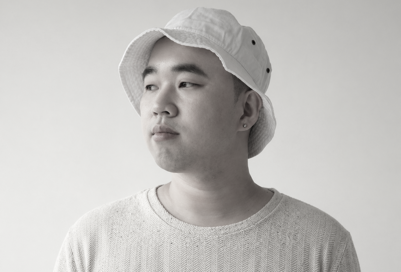 Nam ca sĩ qua đời đột ngột ở tuổi 42