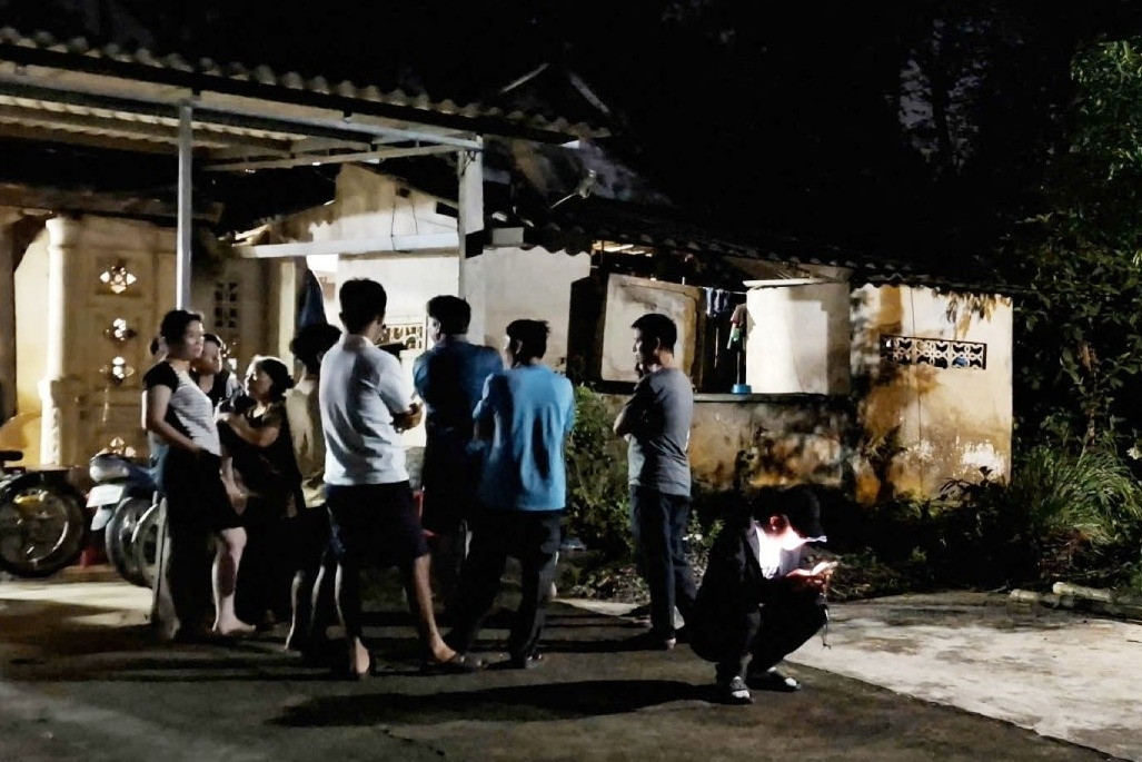 Người phụ nữ bị sát hại trong đêm, phát hiện con dao bên cạnh thi thể