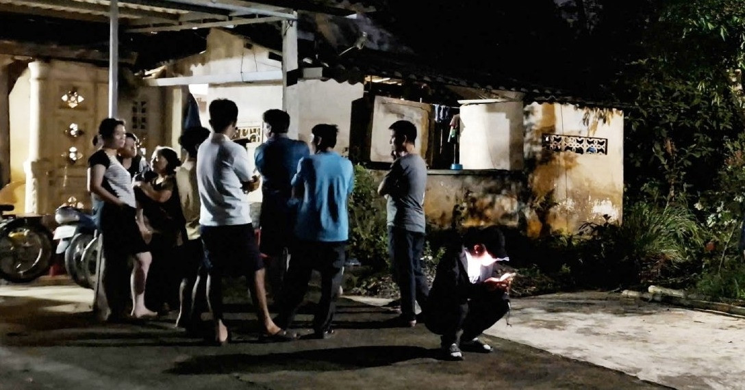 Người phụ nữ bị sát hại trong đêm, phát hiện con dao bên cạnh thi thể