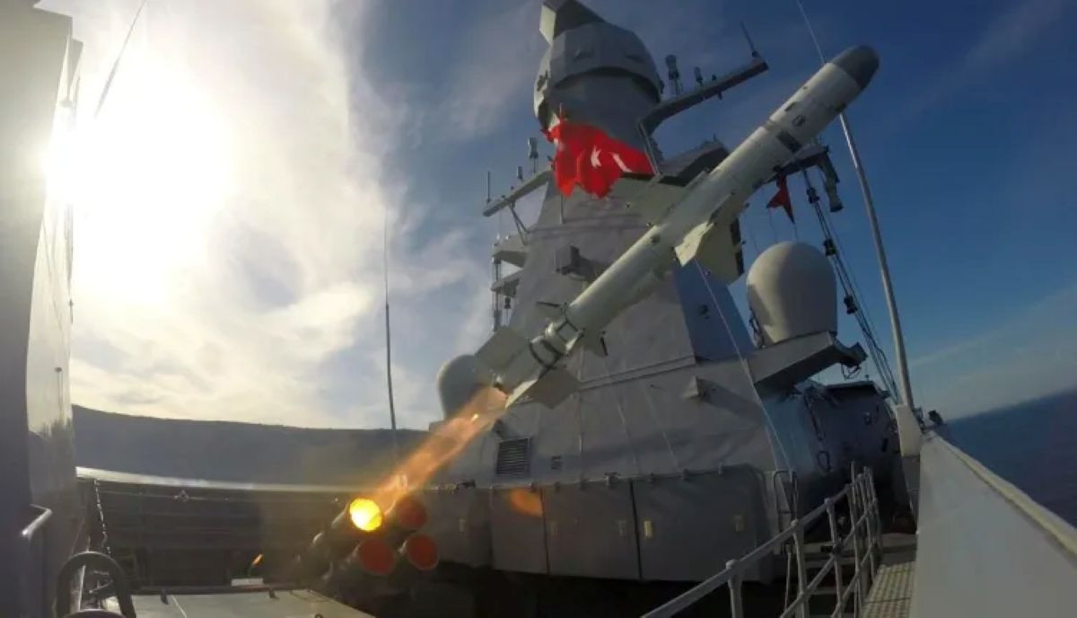 Tên lửa ATMACA 1.jpg