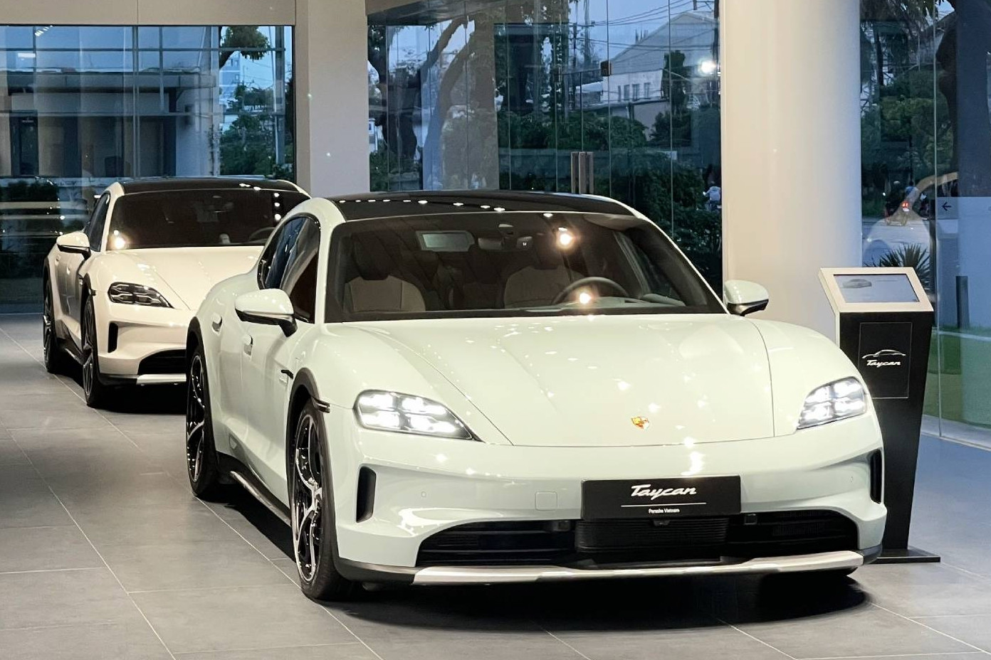 Vì sao xe màu trắng được nhiều khách hàng Việt ưa chuộng chọn mua?