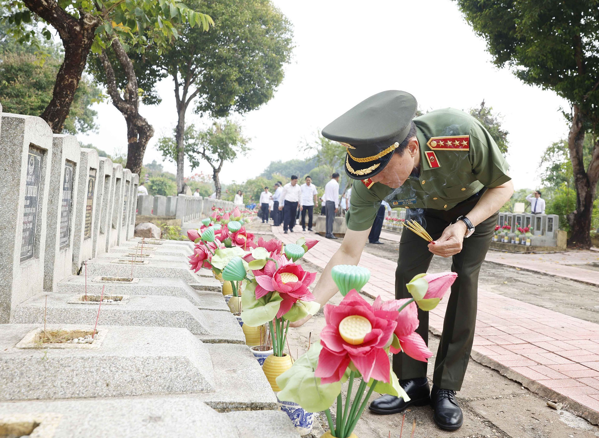 vnapotaltongbithuchutichnuoctolamdanghuongtuongniemcacanhhunglietsitaitayninh8727551 1777253286531758622683.jpg