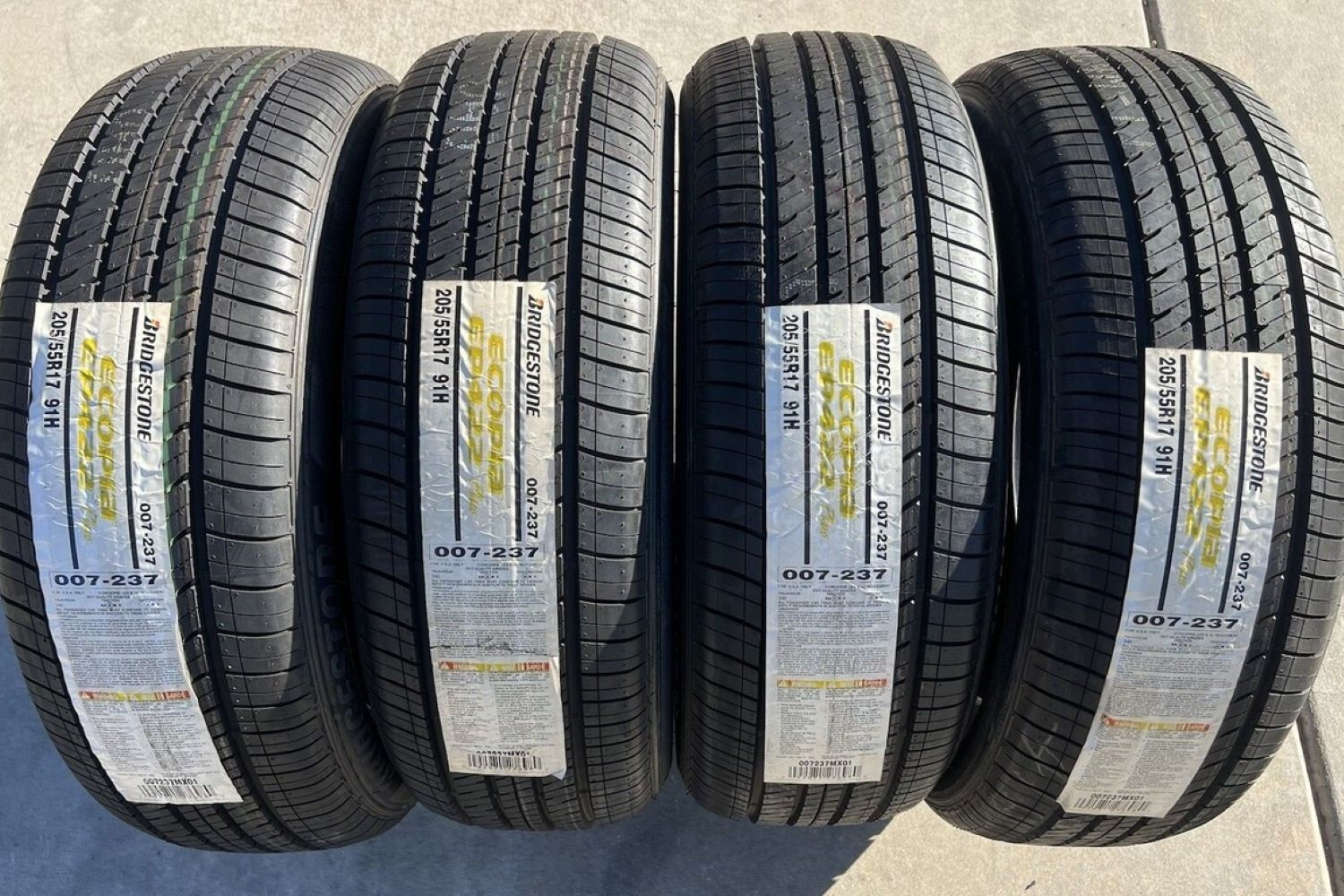 Bridgestone Ecopia EP422 Plus 1.jpg