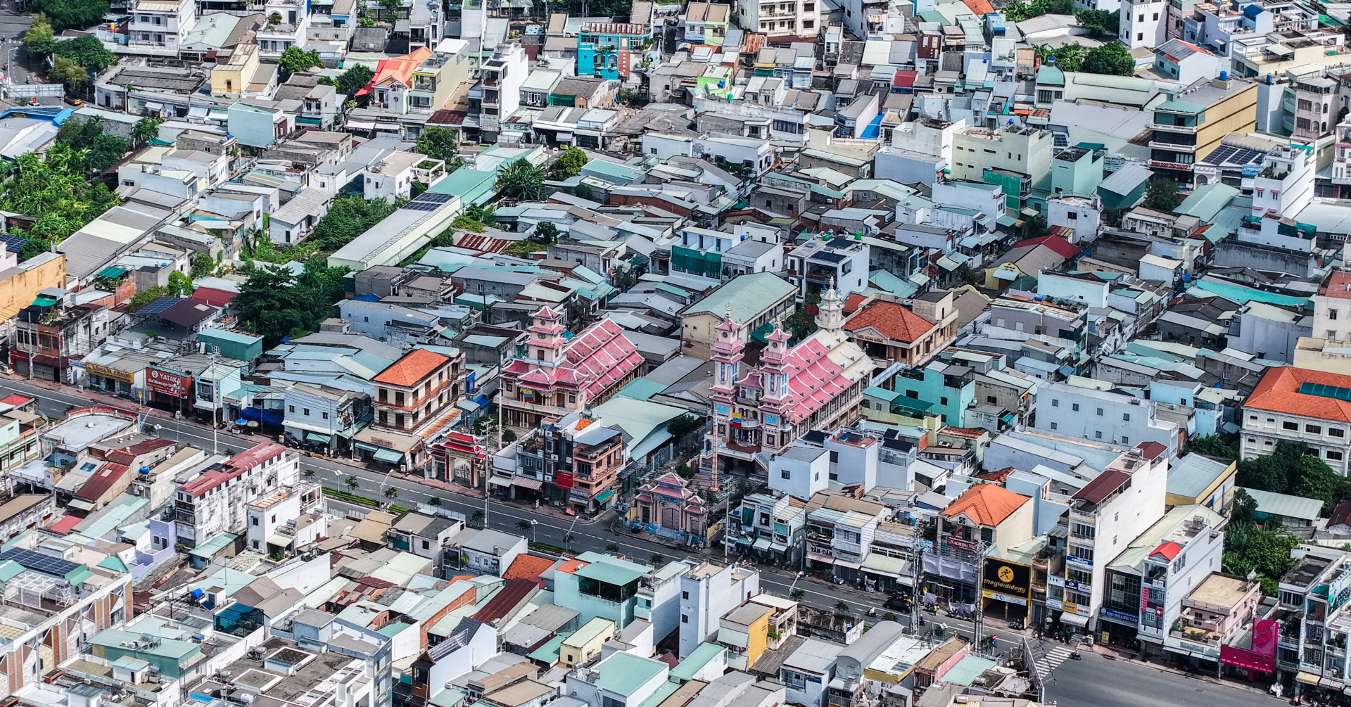 Cháu nội đứng tên 9 thửa đất ông bà để lại, hai cô ruột đòi chia thừa kế