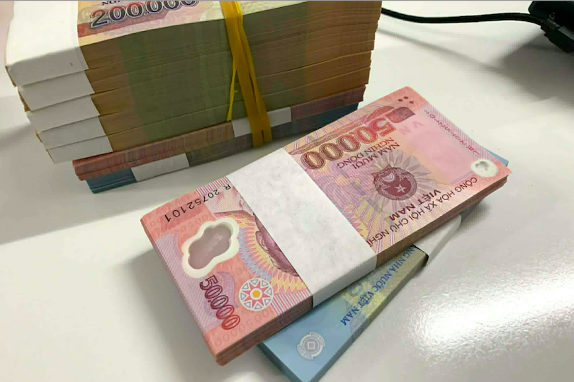 Chồng rút 200 triệu cho người phụ nữ khác vay, tôi bàng hoàng khi biết lý do