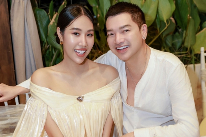 Danh hài Quang Minh U70: Quyết định kết hôn với vợ trẻ, mừng vì Hồng Đào rực rỡ