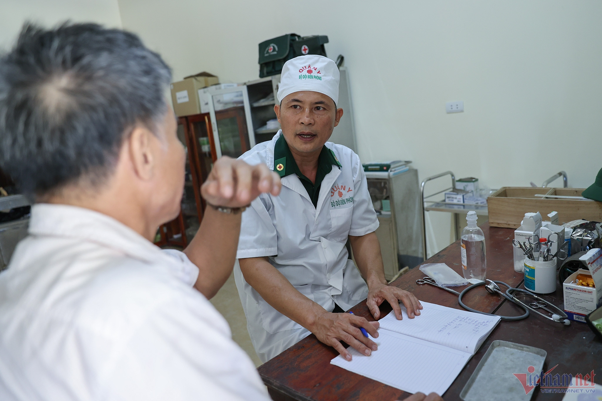 Đề xuất mới nhất về nhân sự trạm y tế xã, có giám đốc, trưởng khoa