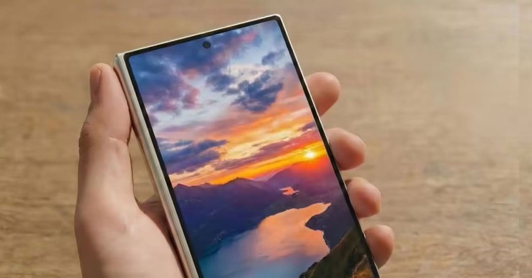 Galaxy Z Wide Fold: ‘Quân bài chiến lược’ cứu mảng điện thoại gập của Samsung