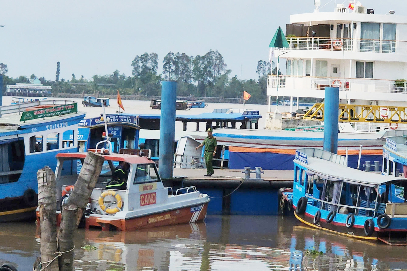 Vụ 2 người rơi sông tử vong sau tiệc sinh nhật: Thông tin về hạn đăng kiểm của tàu du lịch